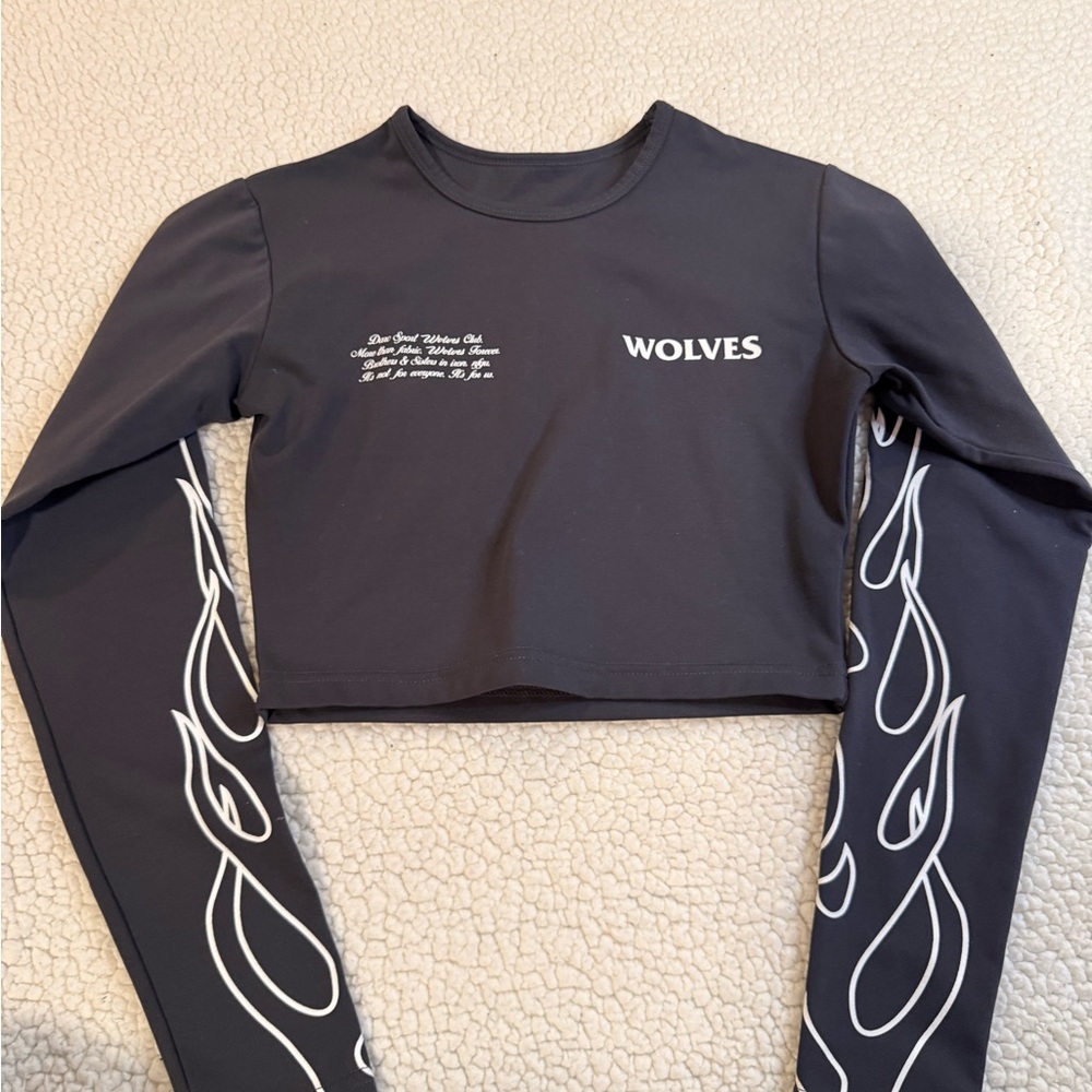 Darc Sport Black and White Graphic Crop Top